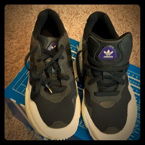 Adidas Yung-96 shoes men’s 6 NWT
