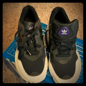 Adidas Yung-96 shoes men’s 6 NWT