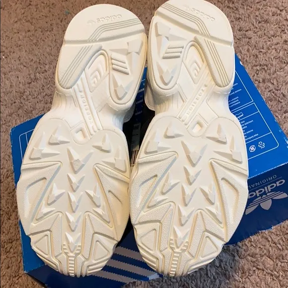 Adidas Yung-96 shoes men’s 6 NWT