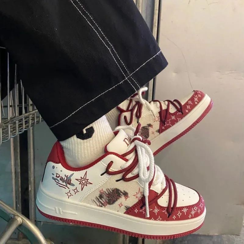 ADVBRIDGE  -  Vintage Red Womens Volcanise Shoes Chic Versatile Graffiti Skateboard Shoes Round Toe Breathable Womens Casual Shoes