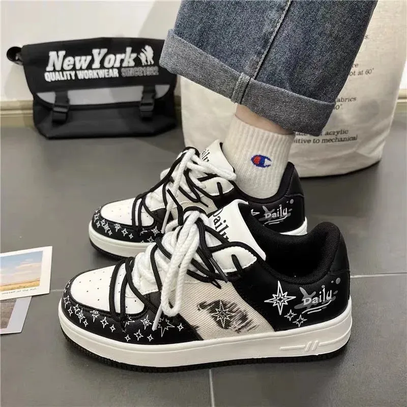 ADVBRIDGE  -  Vintage Red Womens Volcanise Shoes Chic Versatile Graffiti Skateboard Shoes Round Toe Breathable Womens Casual Shoes