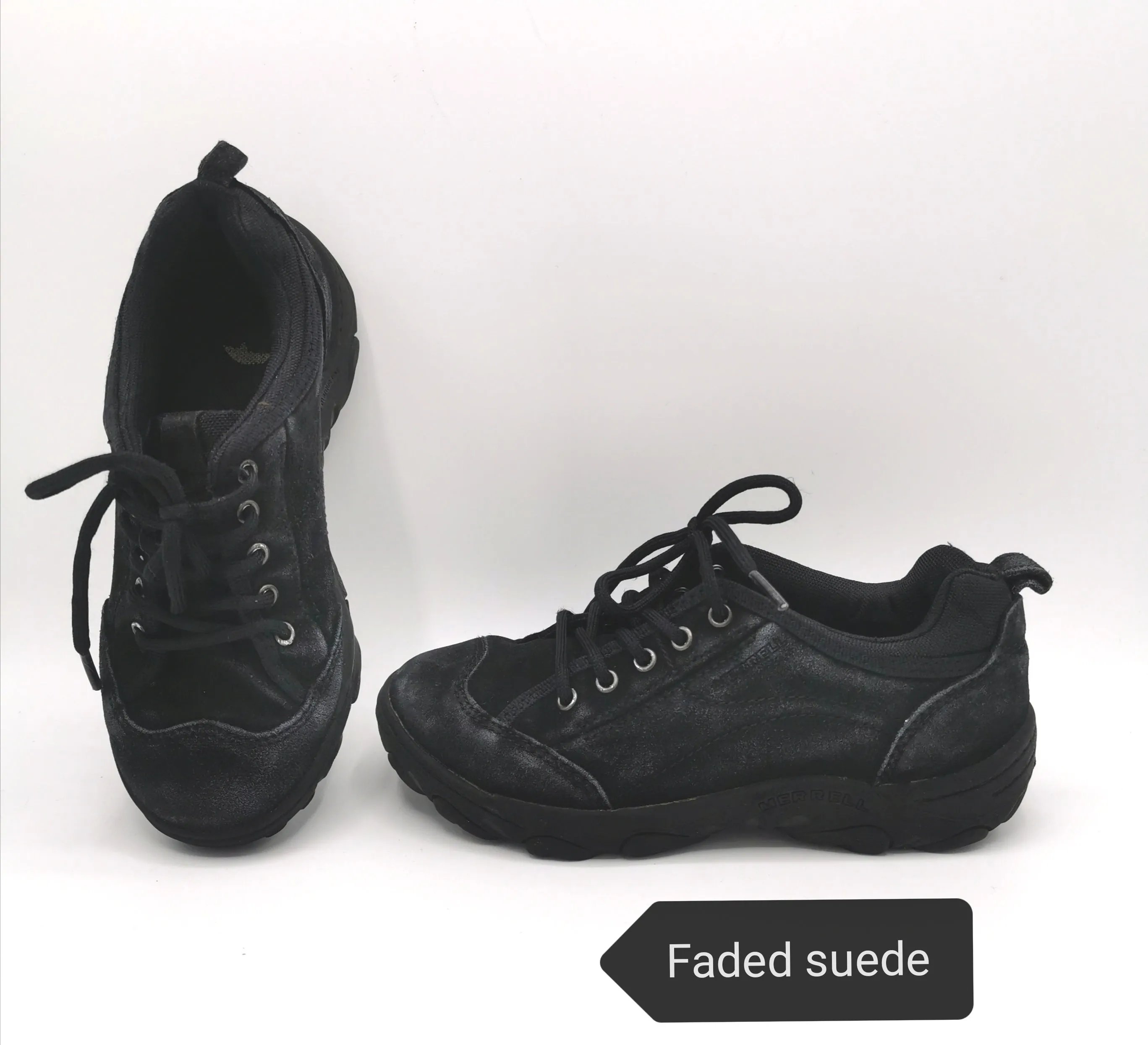 BOY SIZE 1 YOUTH - MERRELL, Performance Running Shoes GUC B12