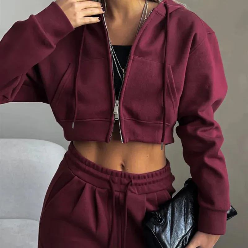 Cropped Hoodie & Wide-Leg Sweatpants Set | Casual & Trendy | Ultimate Comfort