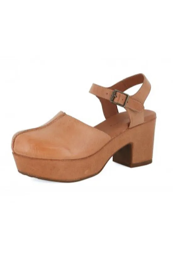 FINAL SALE: Chocolat Blu Gabrielle Camel Clog