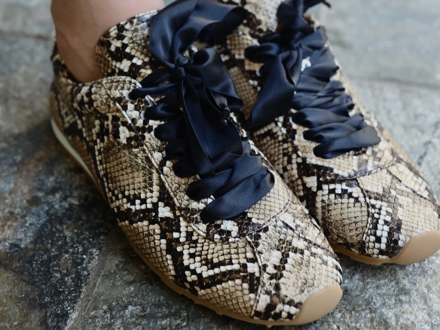 Jeffrey Campbell: Winged in Beige & Black Snake