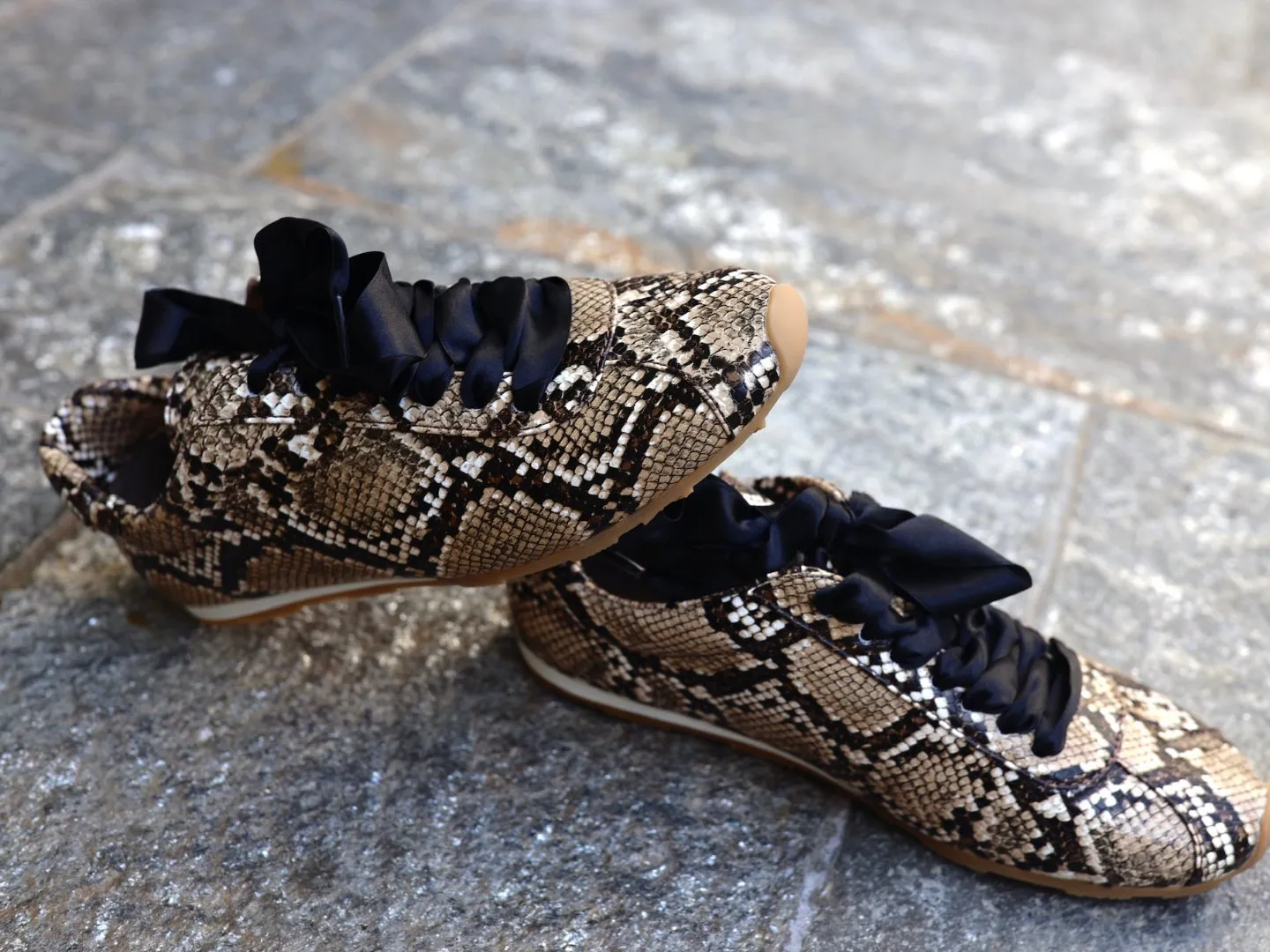 Jeffrey Campbell: Winged in Beige & Black Snake