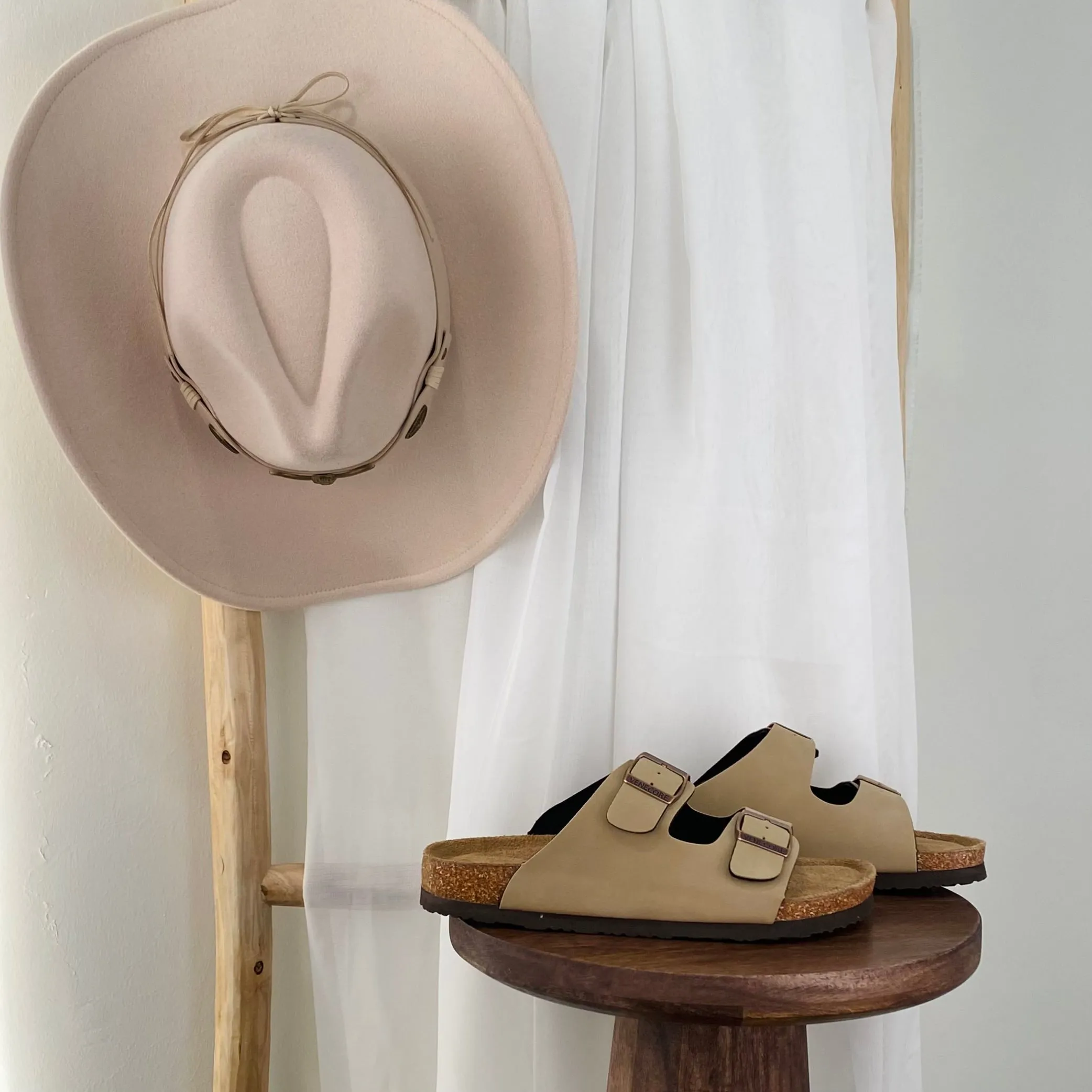 Jessie Sandals (Latte)