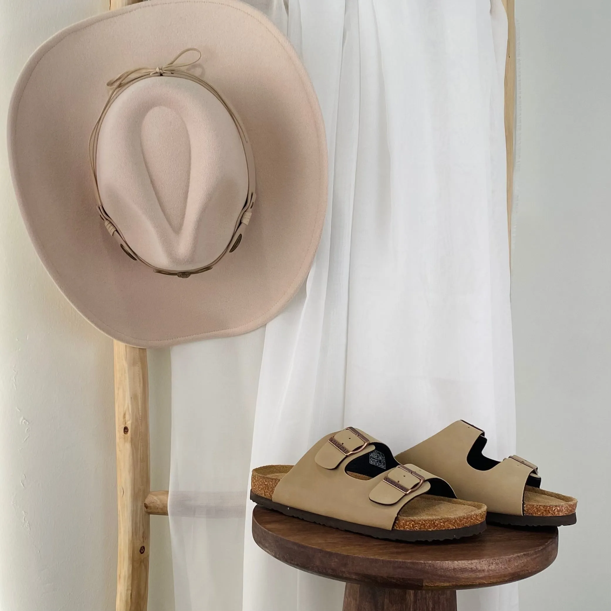 Jessie Sandals (Latte)