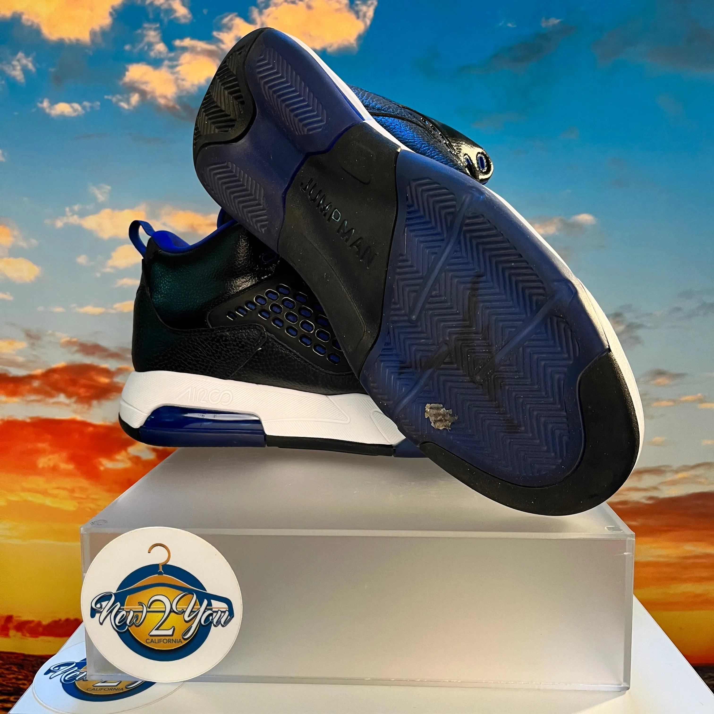 Jordan Maxin 200 'Black Rush Blue'