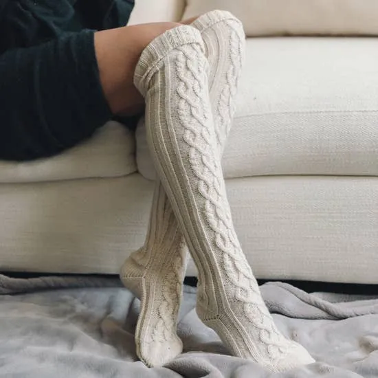 KNEE HIGH CABLE SOCKS OATMEAL
