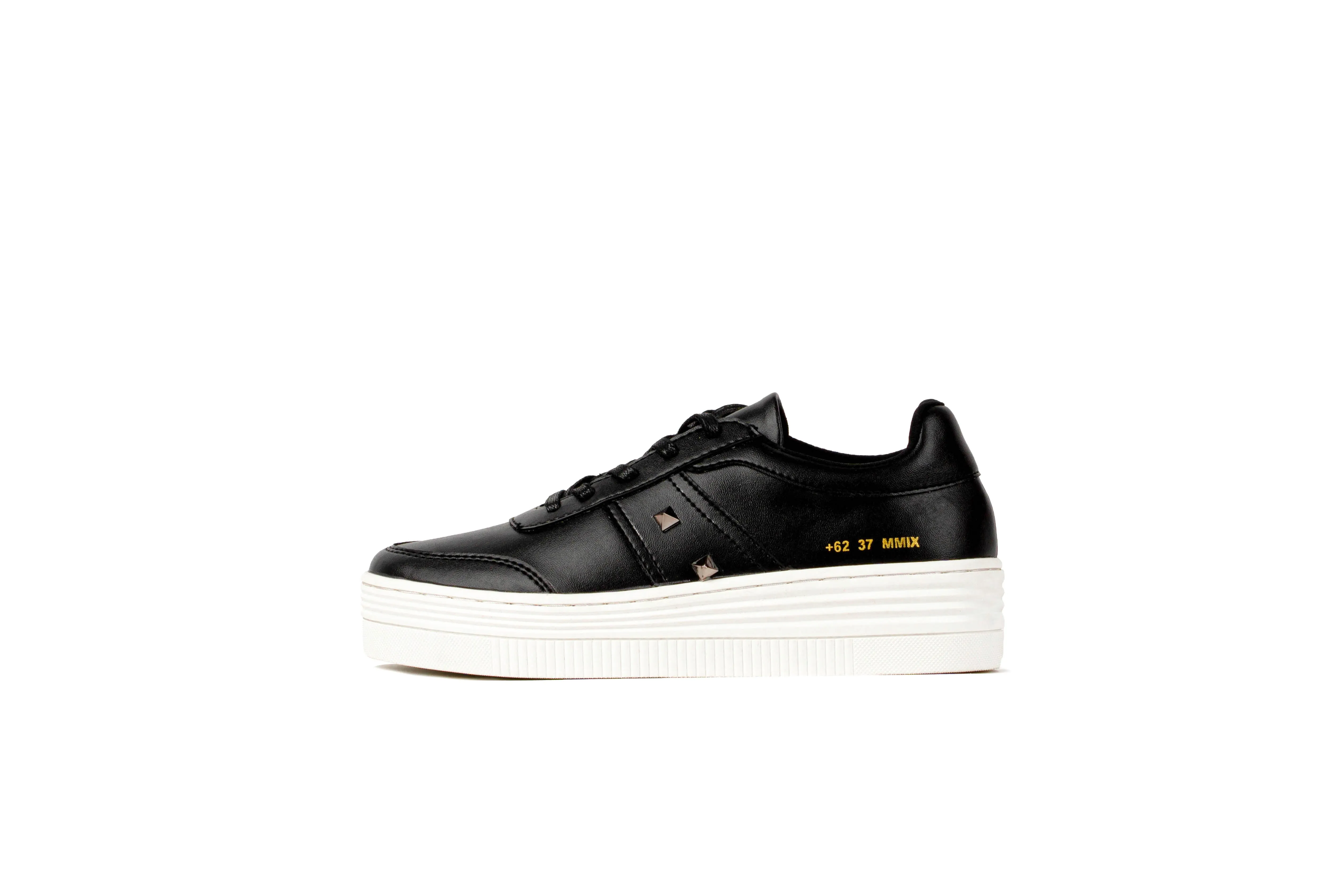 LAF-73 | BLACK ON WHITE | WOMEN