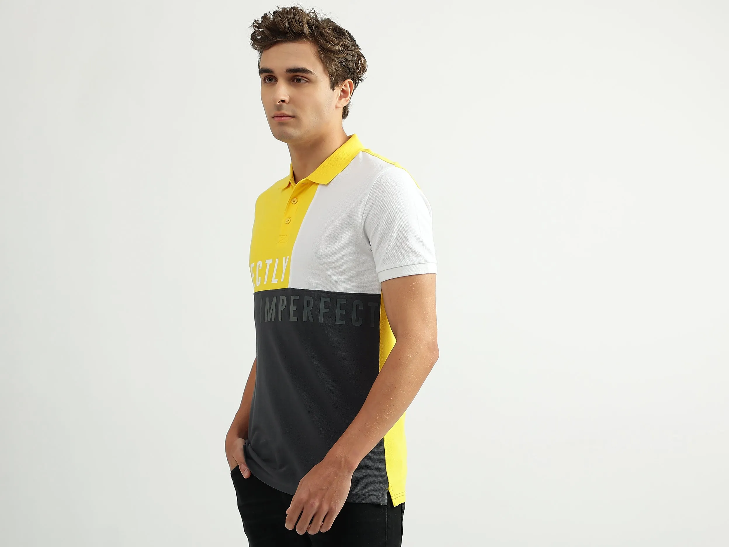 Men Color Blocked Polo Collar T-shirt