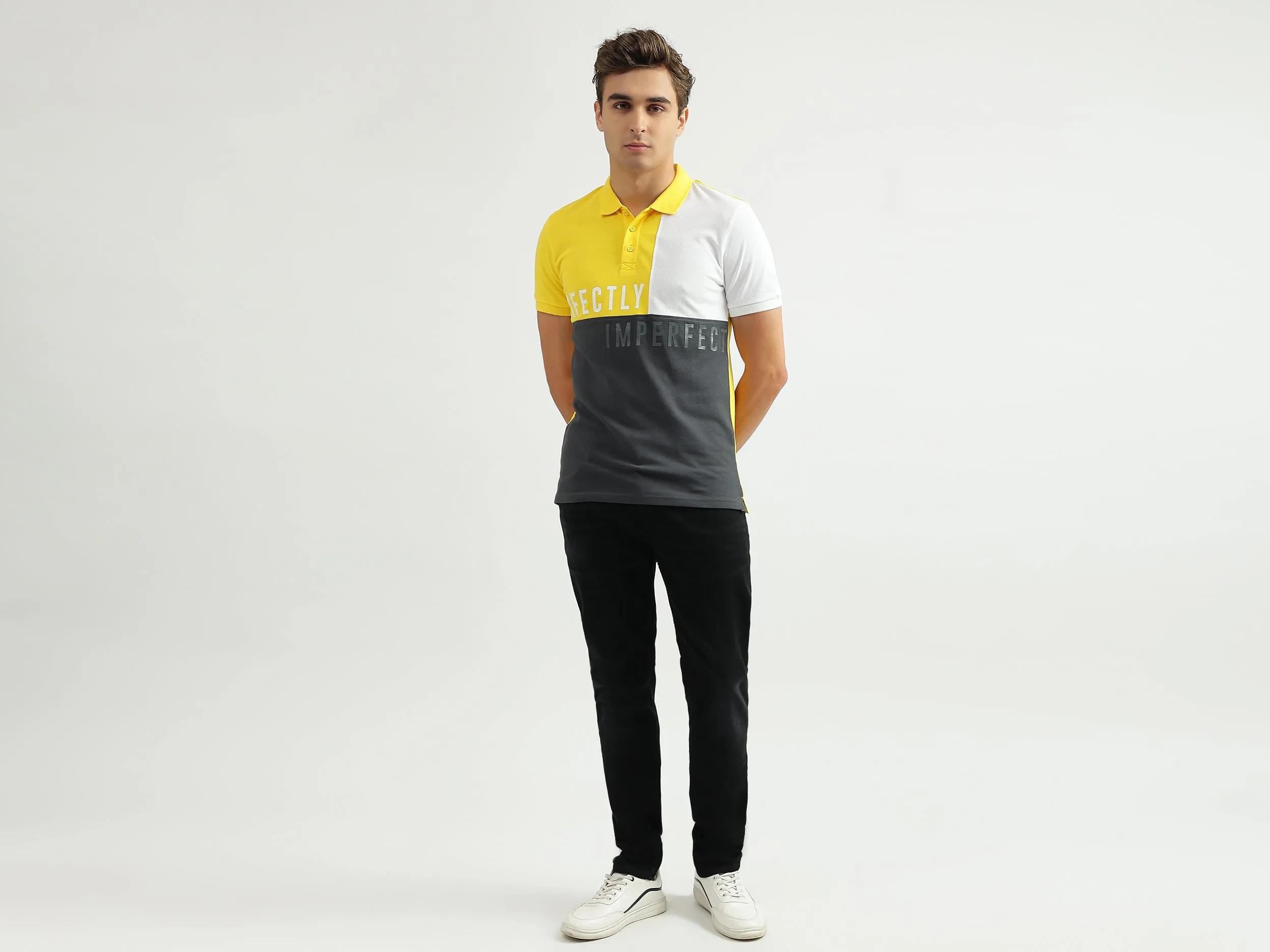 Men Color Blocked Polo Collar T-shirt