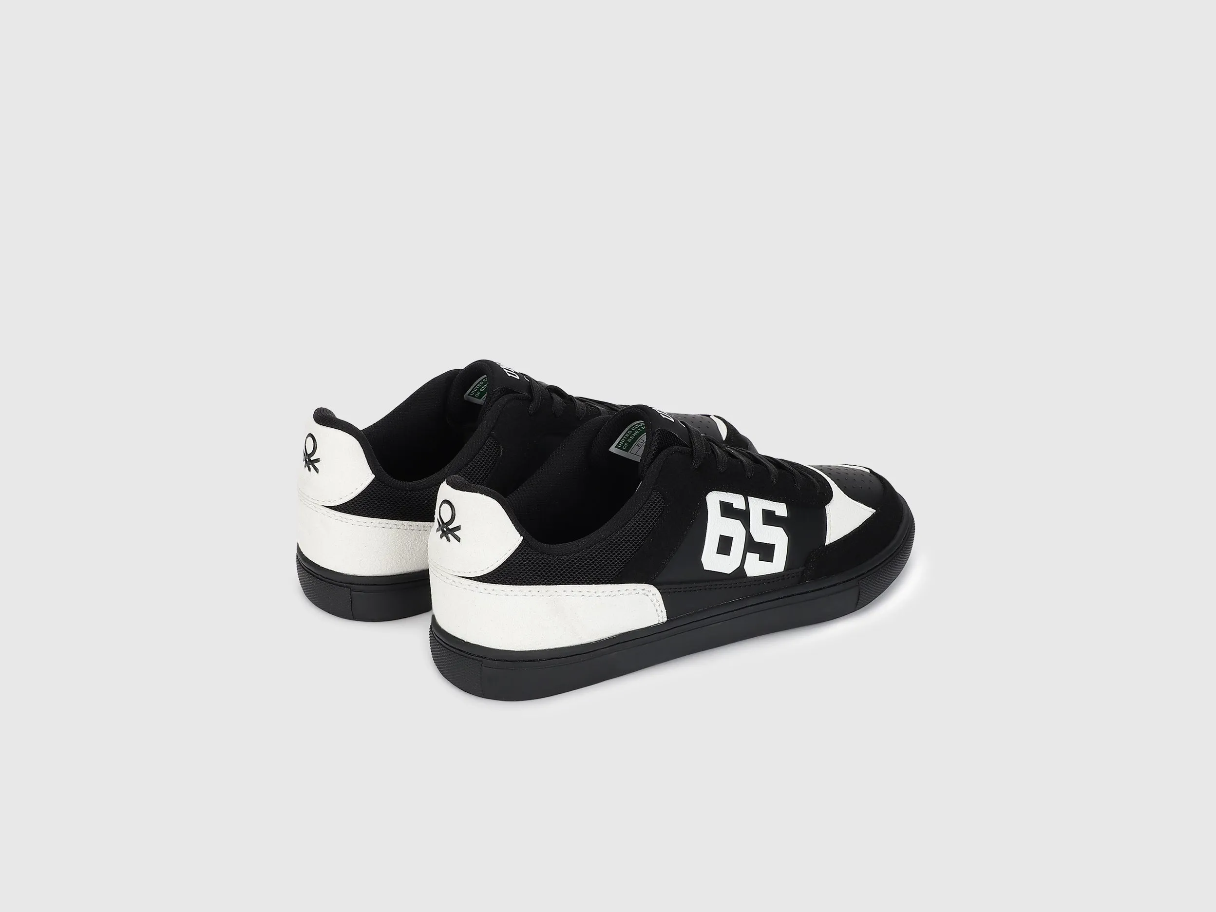 Men PU Colorblocked Sneakers