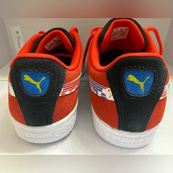 NWOB size 6 Women’s Puma Sneakers