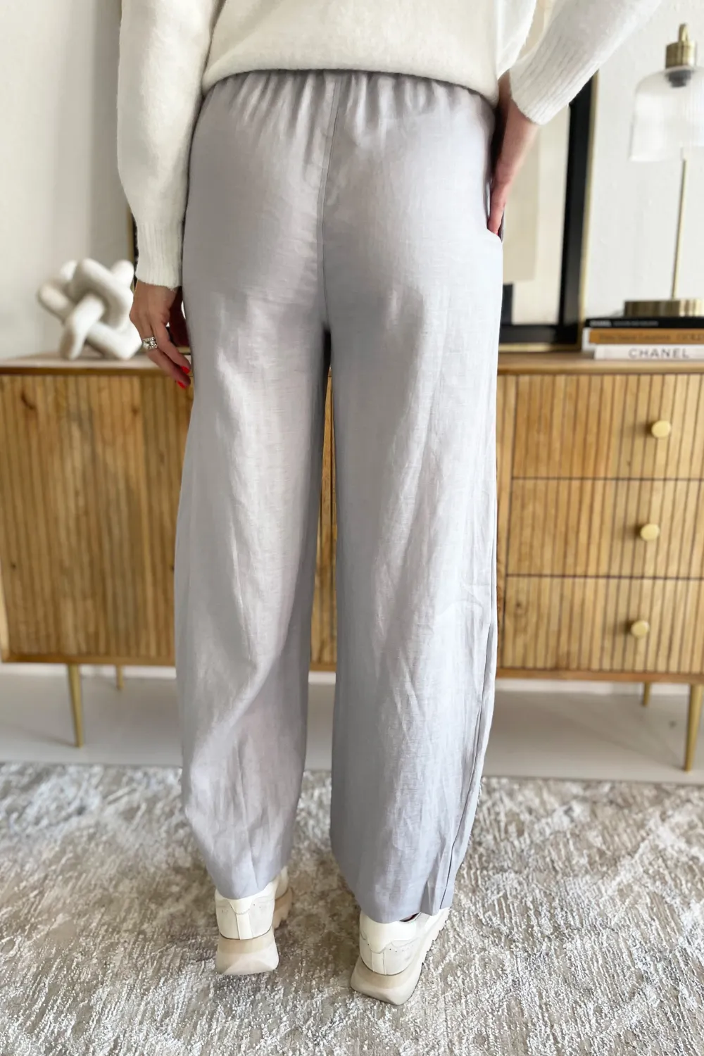 Pleated Linen Pants