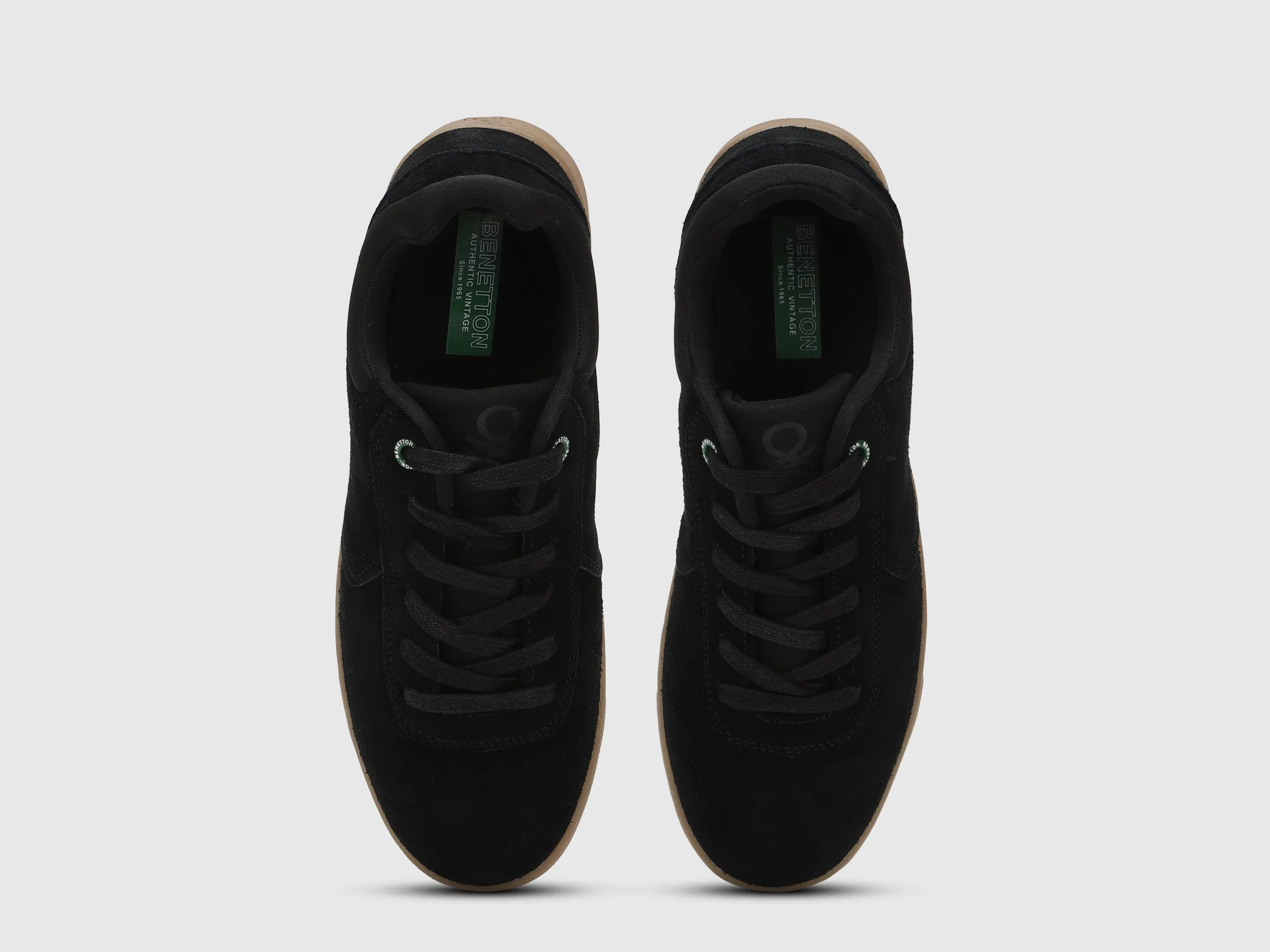 Solid Pattern Lace-Up Sneakers