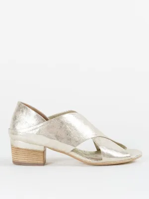 violet sandal