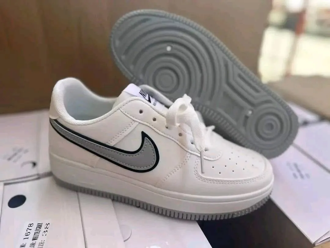 Women's Sneakers