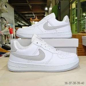Women's Sneakers